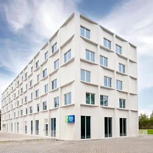 Express & By Ihg Gent